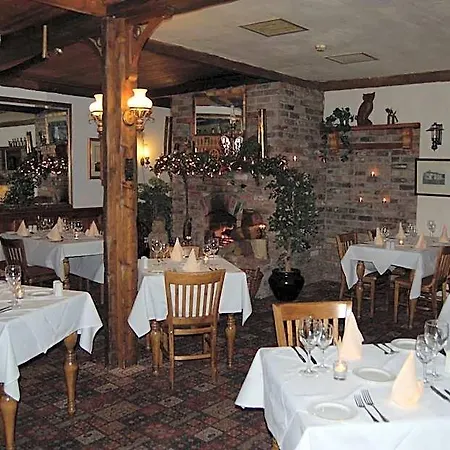 Lynhams Hotel Laragh